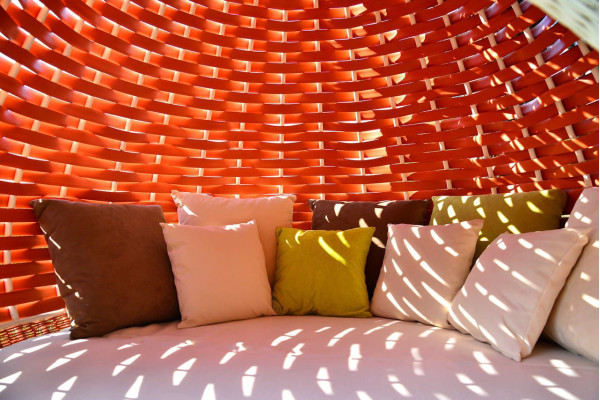 Подвесной лаунж диван Pradex Инжир-7