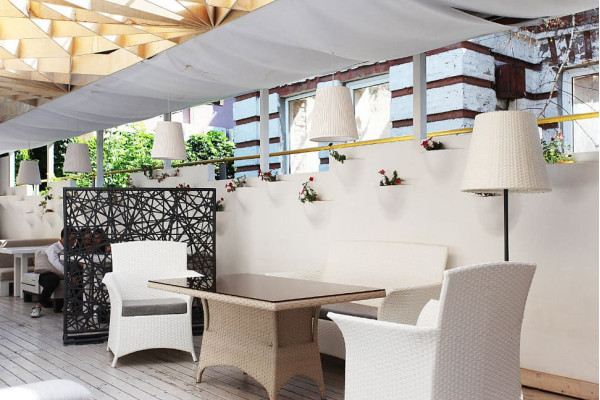 Кресло из ротанга Pradex Патио Белое-3