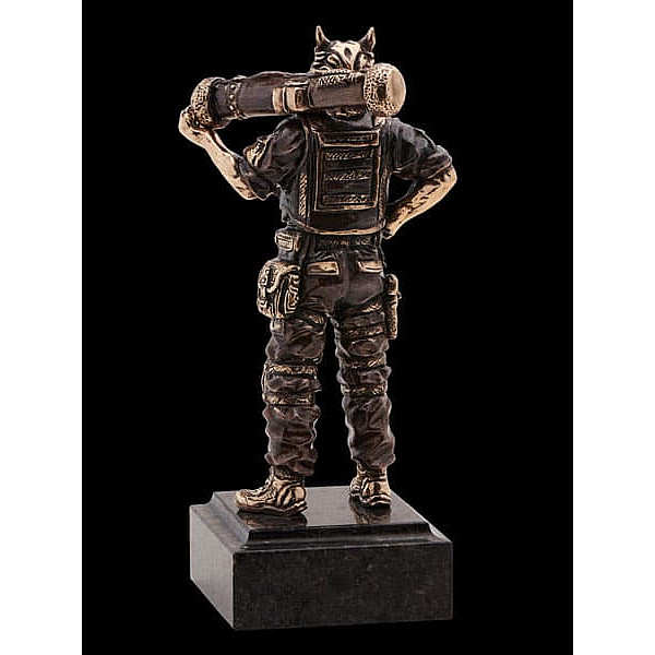 Статуэтка бронзовая Vizuri (Визури) Непокоренный P04-1