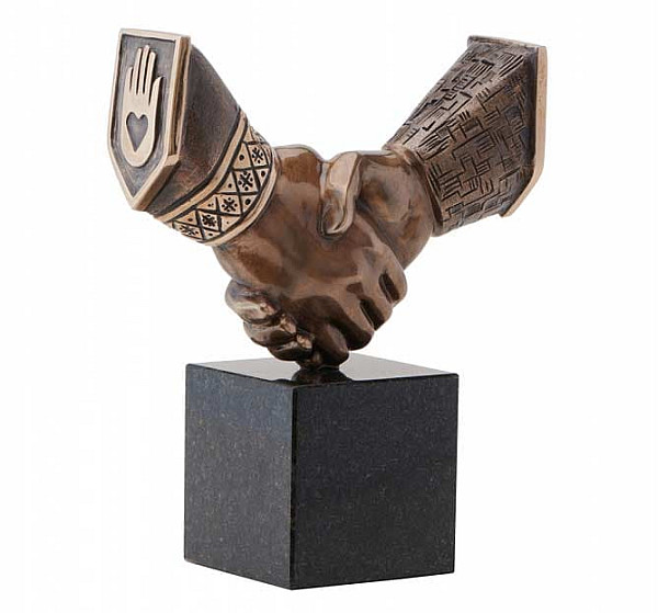 Статуэтка бронзовая Vizuri (Визури) Волонтерство P06-4